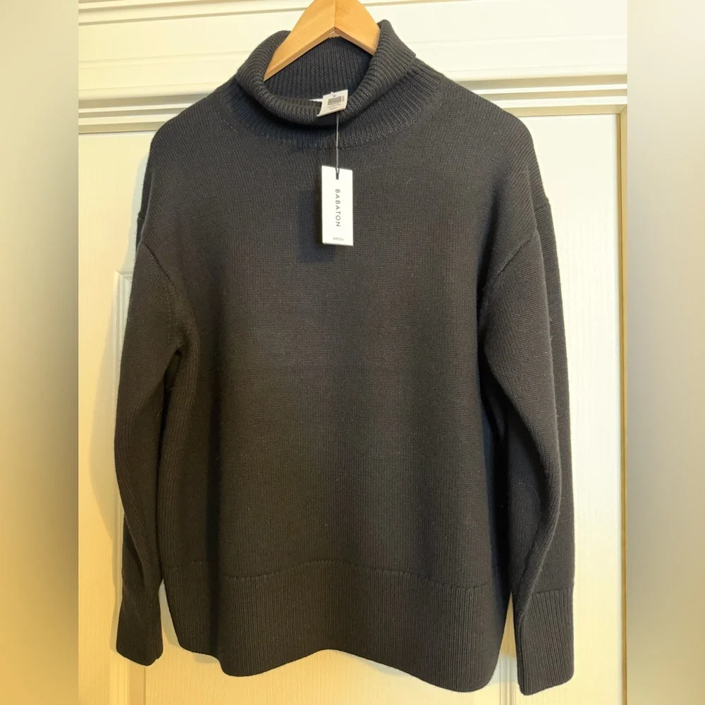 Aritzia Babaton 100% Merino Wool Black Turtleneck Sweater - Soft Rib Knit NWT - Picture 3 of 10